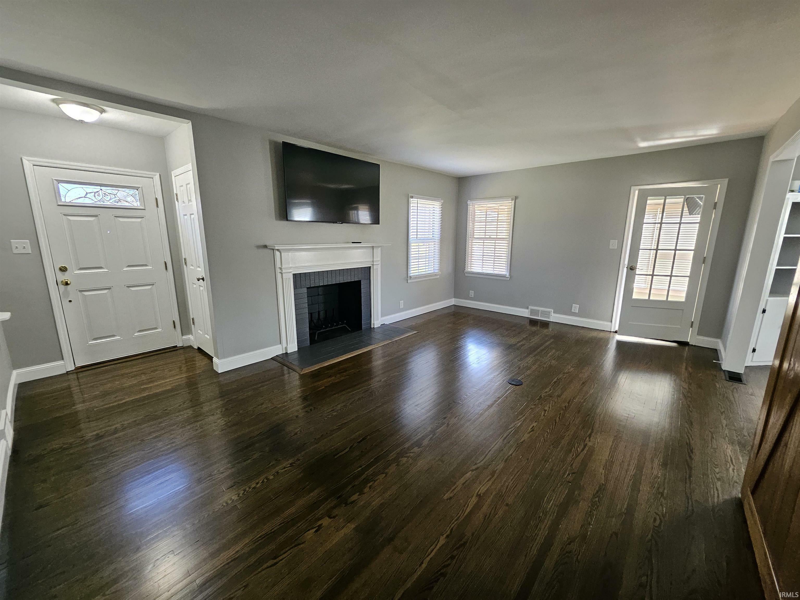 Property Photo: 419 Runnymeade Avenue IN 47714