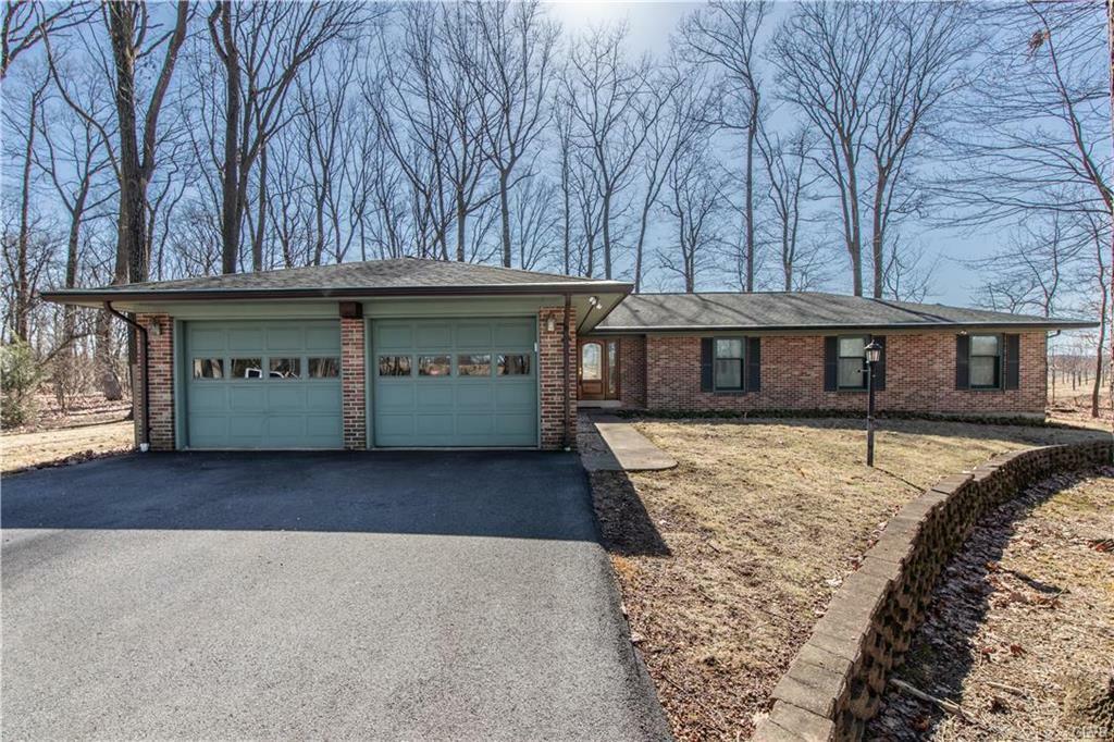 1836 Kay Drive  Upper Macungie Twp PA 18106 photo