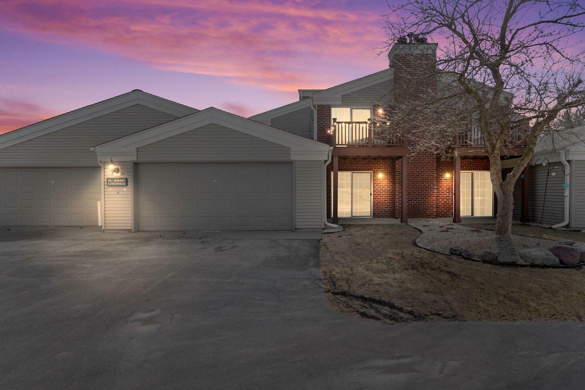N17w26887 E Fieldhack Dr B  Pewaukee WI 53072 photo