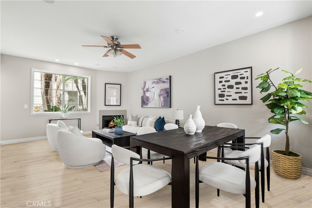 Property Photo: 406 E Bay Avenue 10 CA 92661
