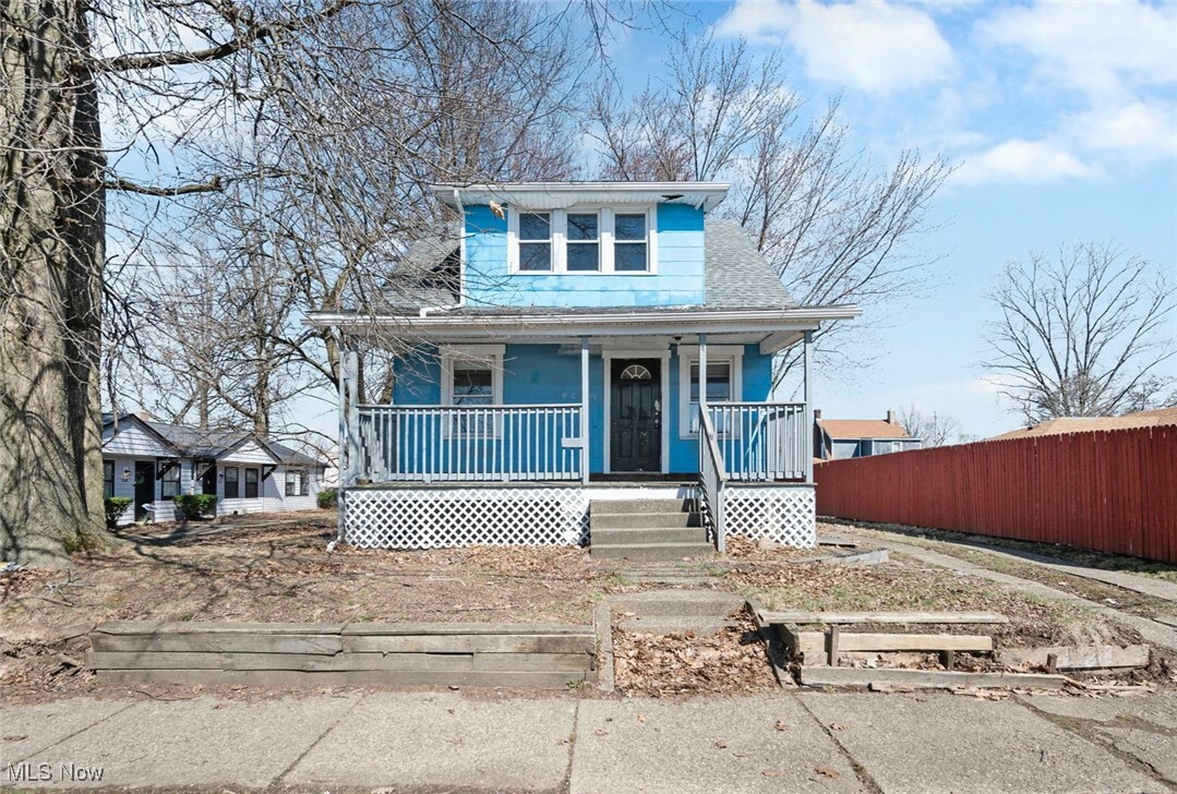 Property Photo: 883 Palmetto Avenue OH 44306