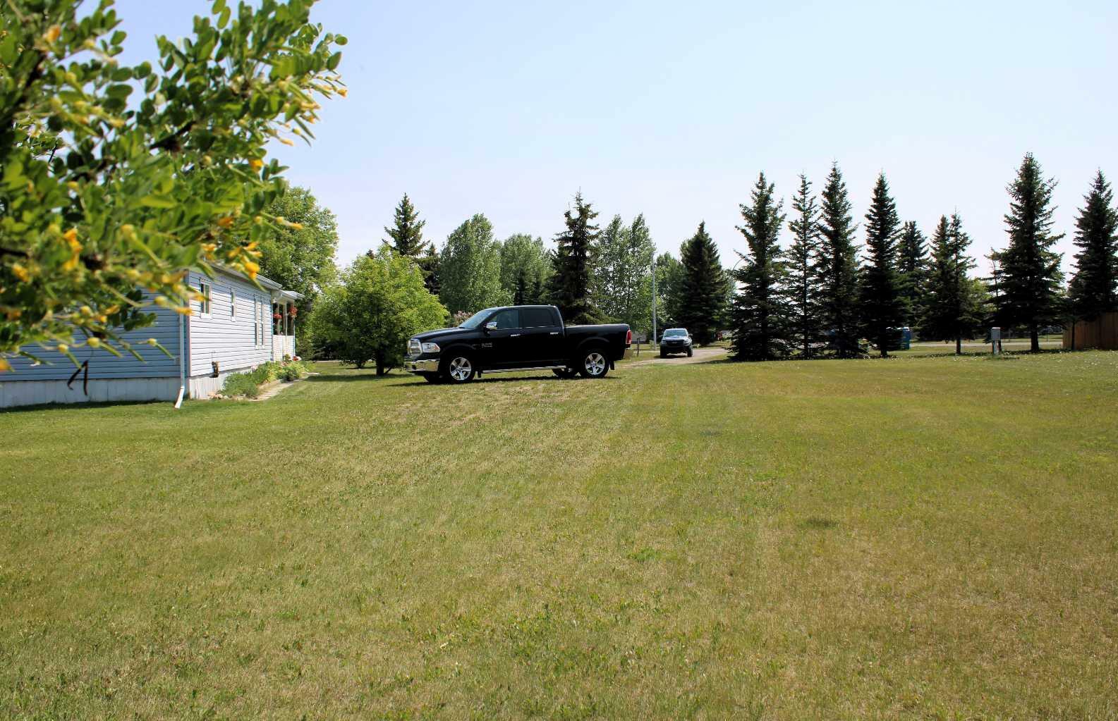Property Photo: 33009 Range Road 55 47 AB T0M 1X0