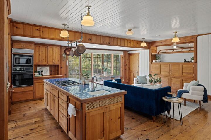 Property Photo: 495 Larsen Road CA 95003
