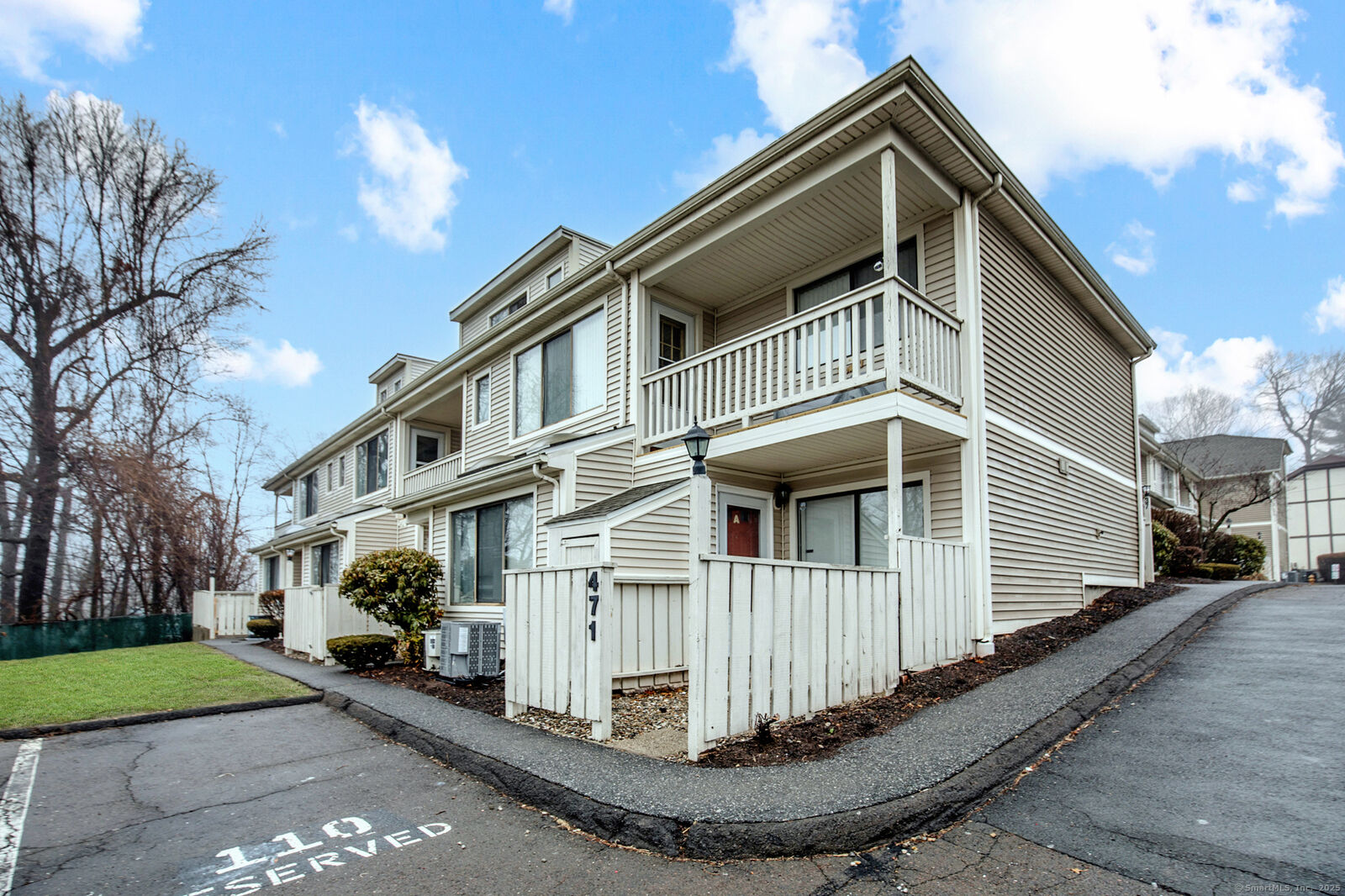 Property Photo: 471 Whalley Avenue B CT 06511