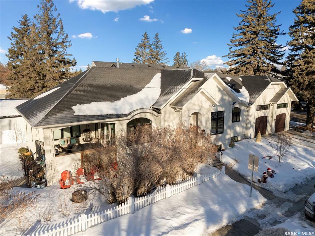 402 Ewart Avenue  Saskatoon SK S7H 5K4 photo
