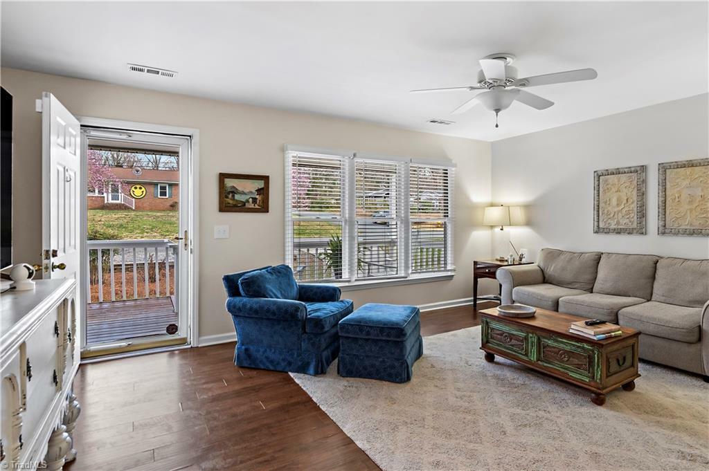 Property Photo: 304 Tipperary Lane NC 27104