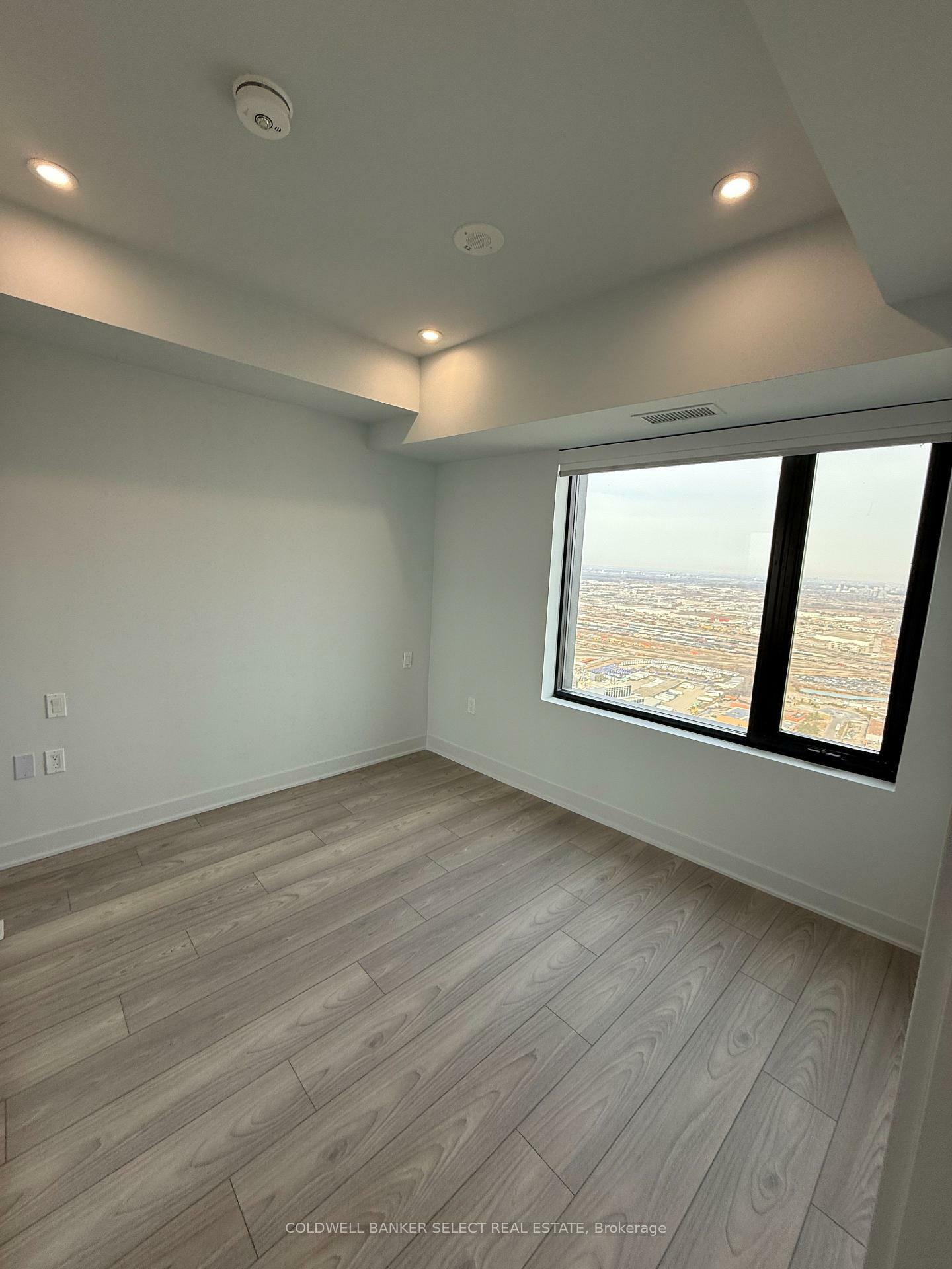 2920 Hwy 7 Road 5208  Vaughan ON L4K 0P4 photo