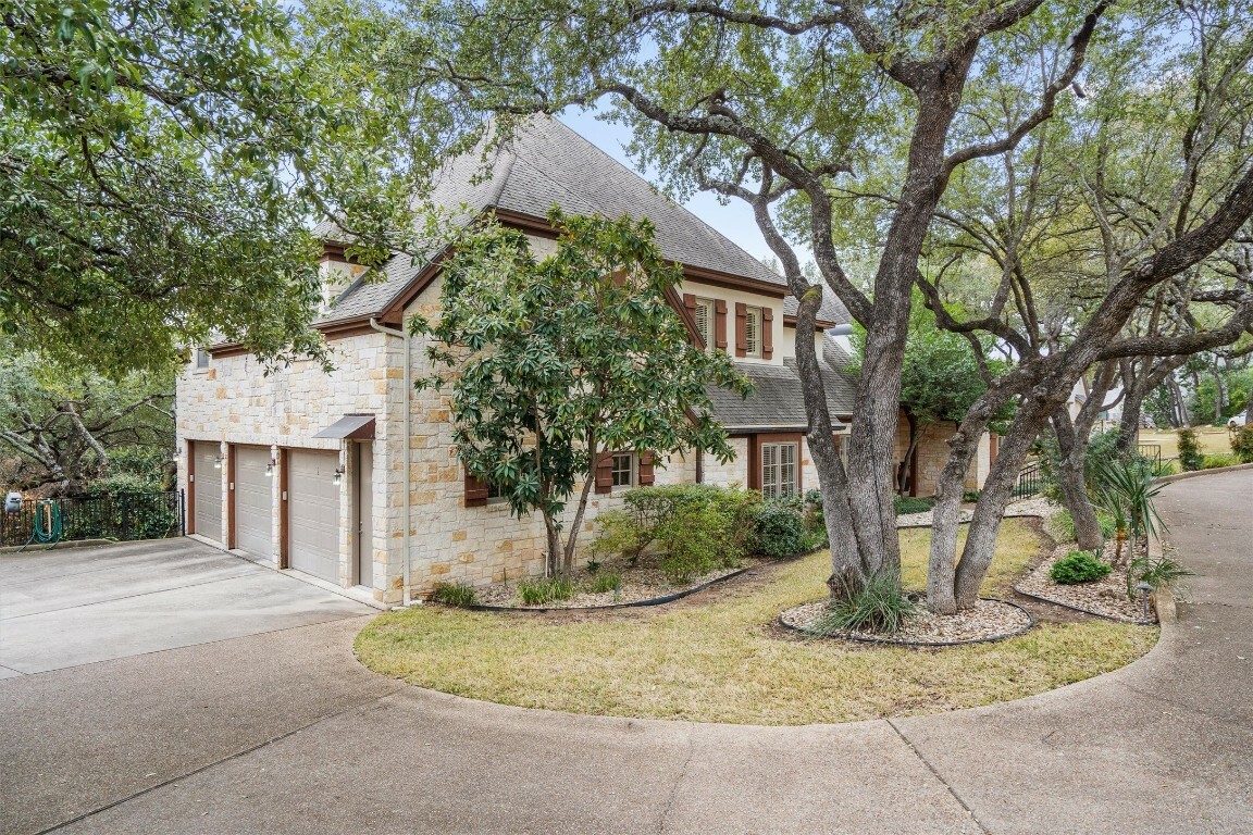 Property Photo: 4403 Elohi Drive TX 78746