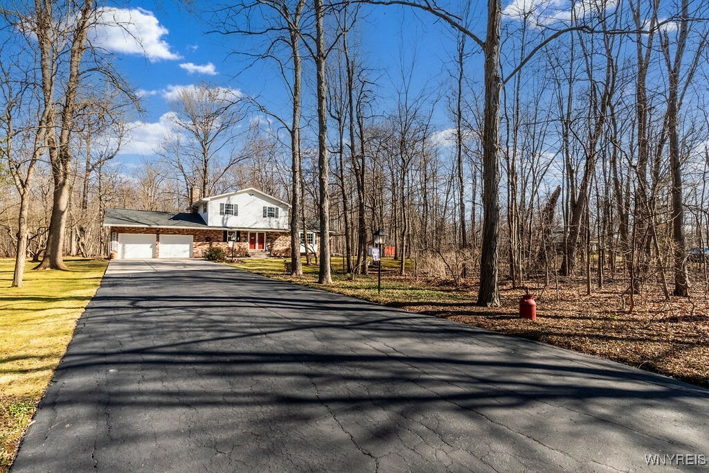 Property Photo: 2079 Bush Road NY 14072