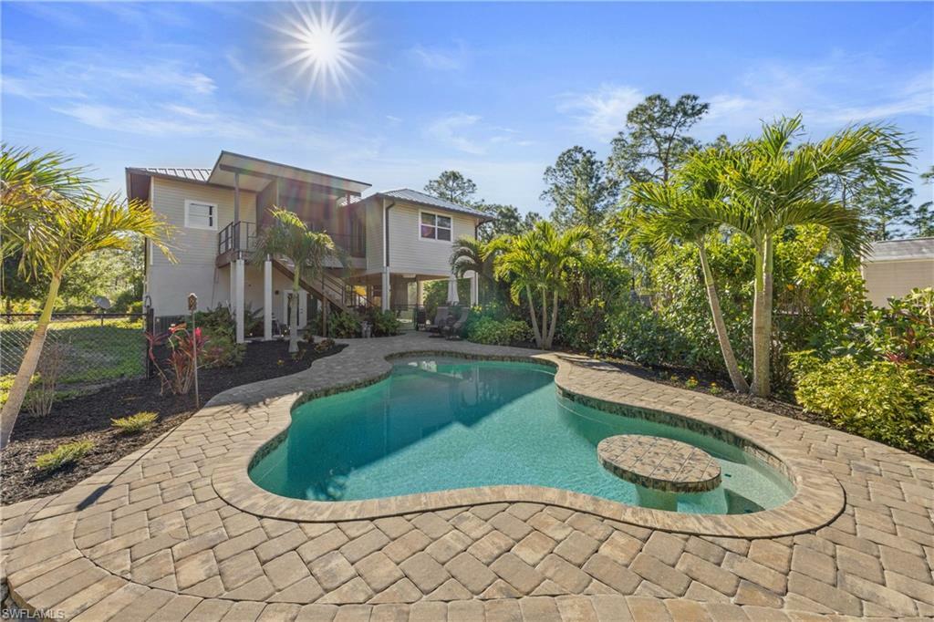 Property Photo:  905 Clark Ave  FL 33972 