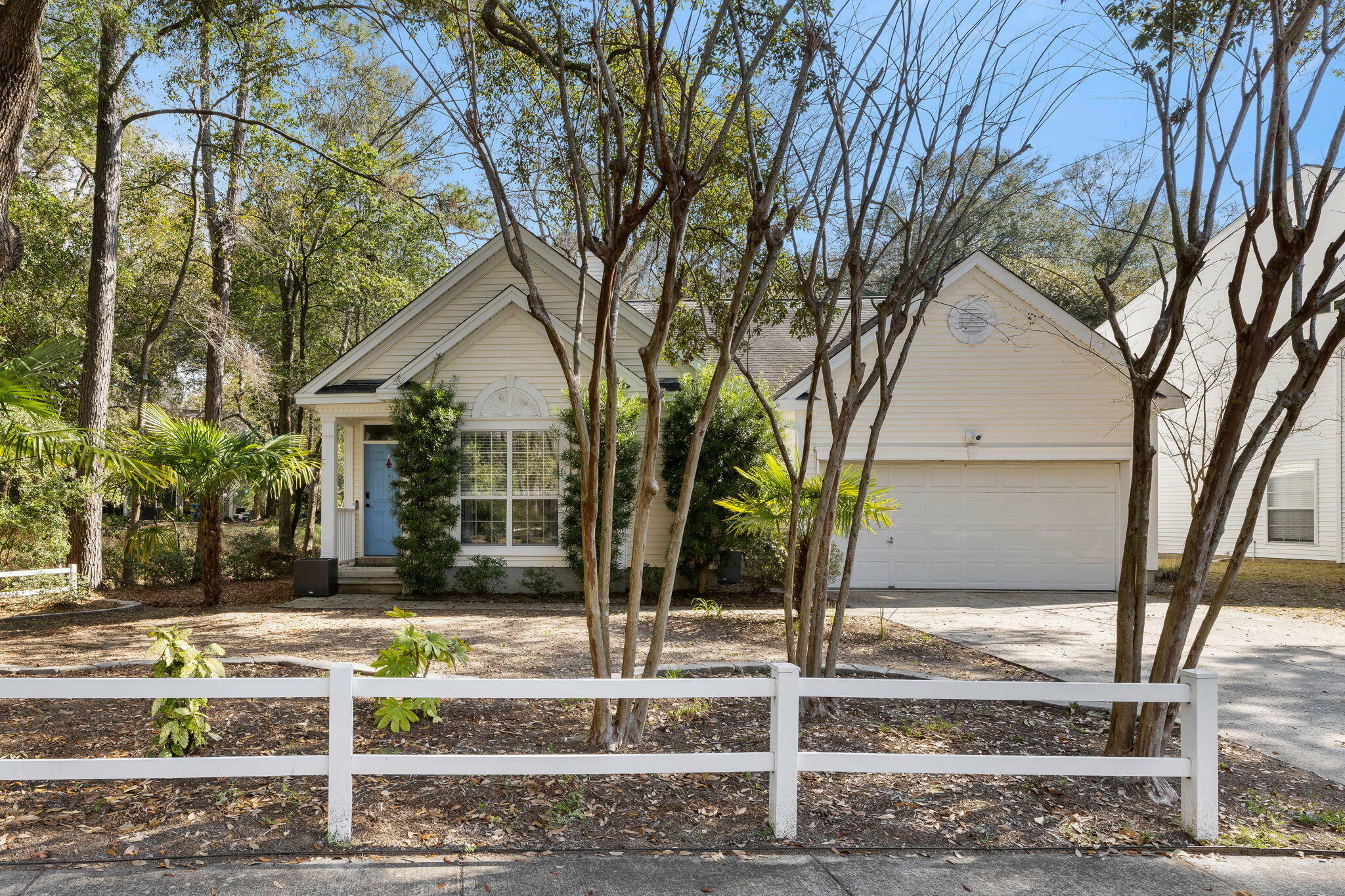 Property Photo: 1595 Harborsun Drive SC 29412