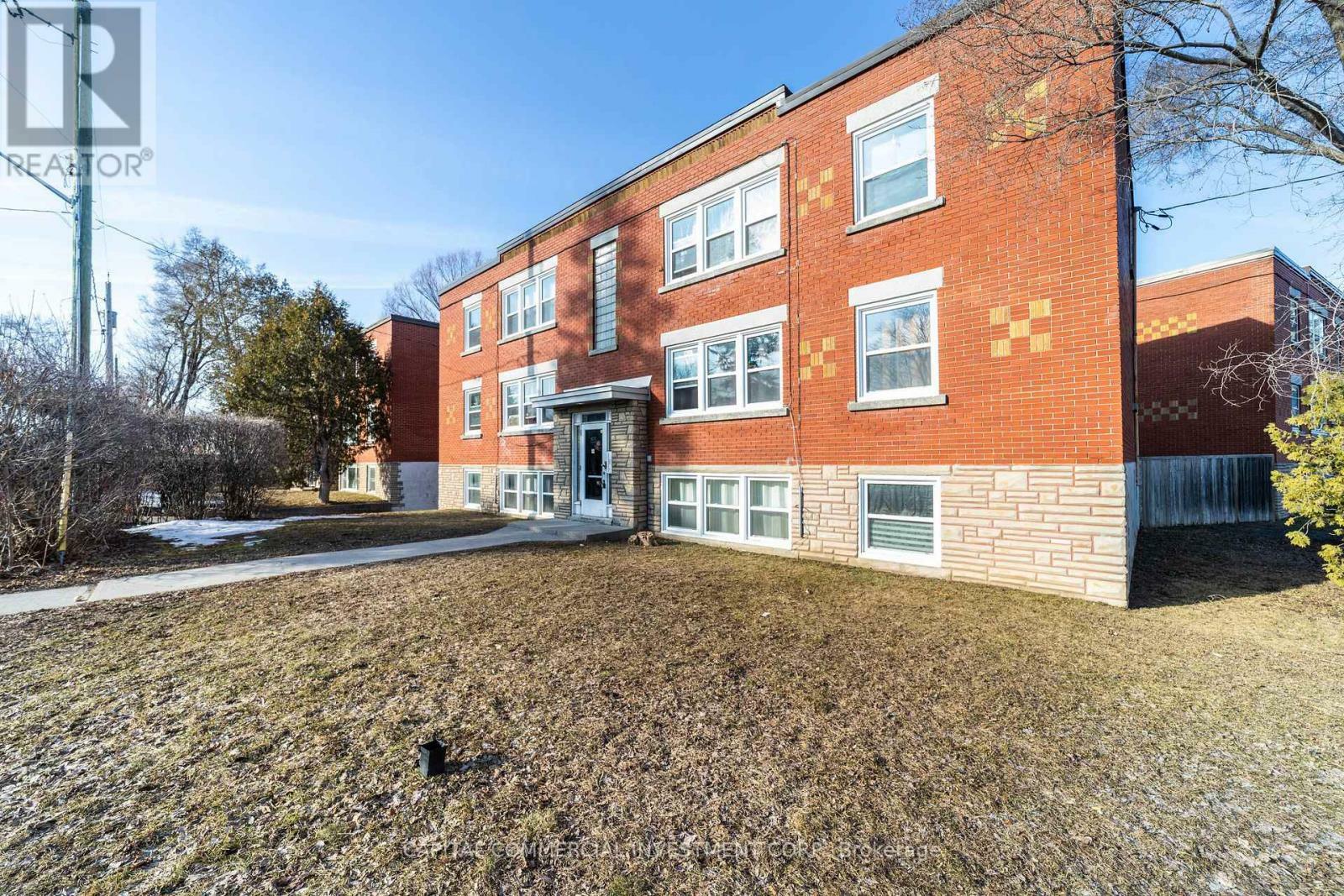 Property Photo:  155 Marquette Avenue  ON K1L 5J7 