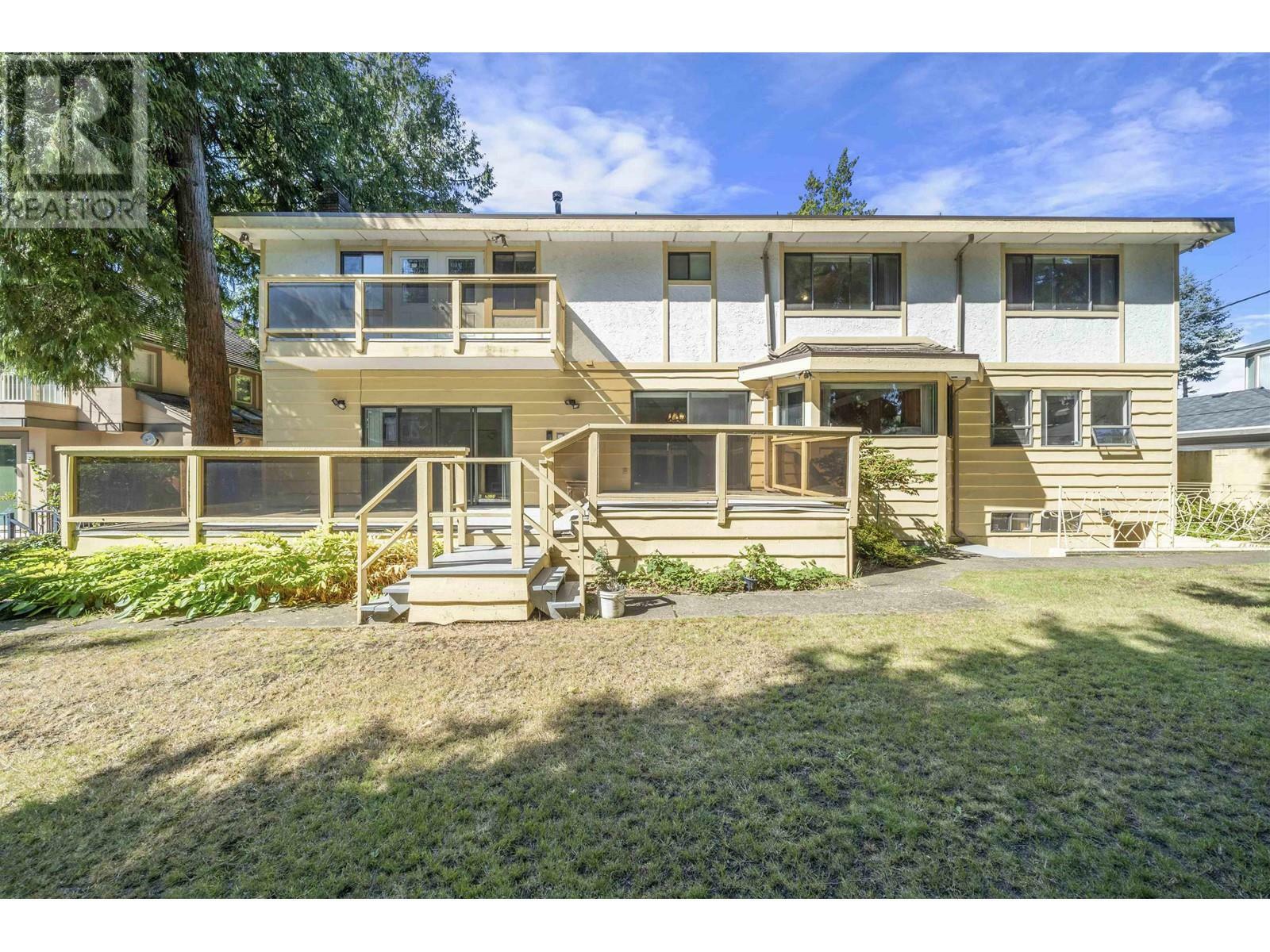 Property Photo: 6668 Selkirk Street BC V6P 4G8