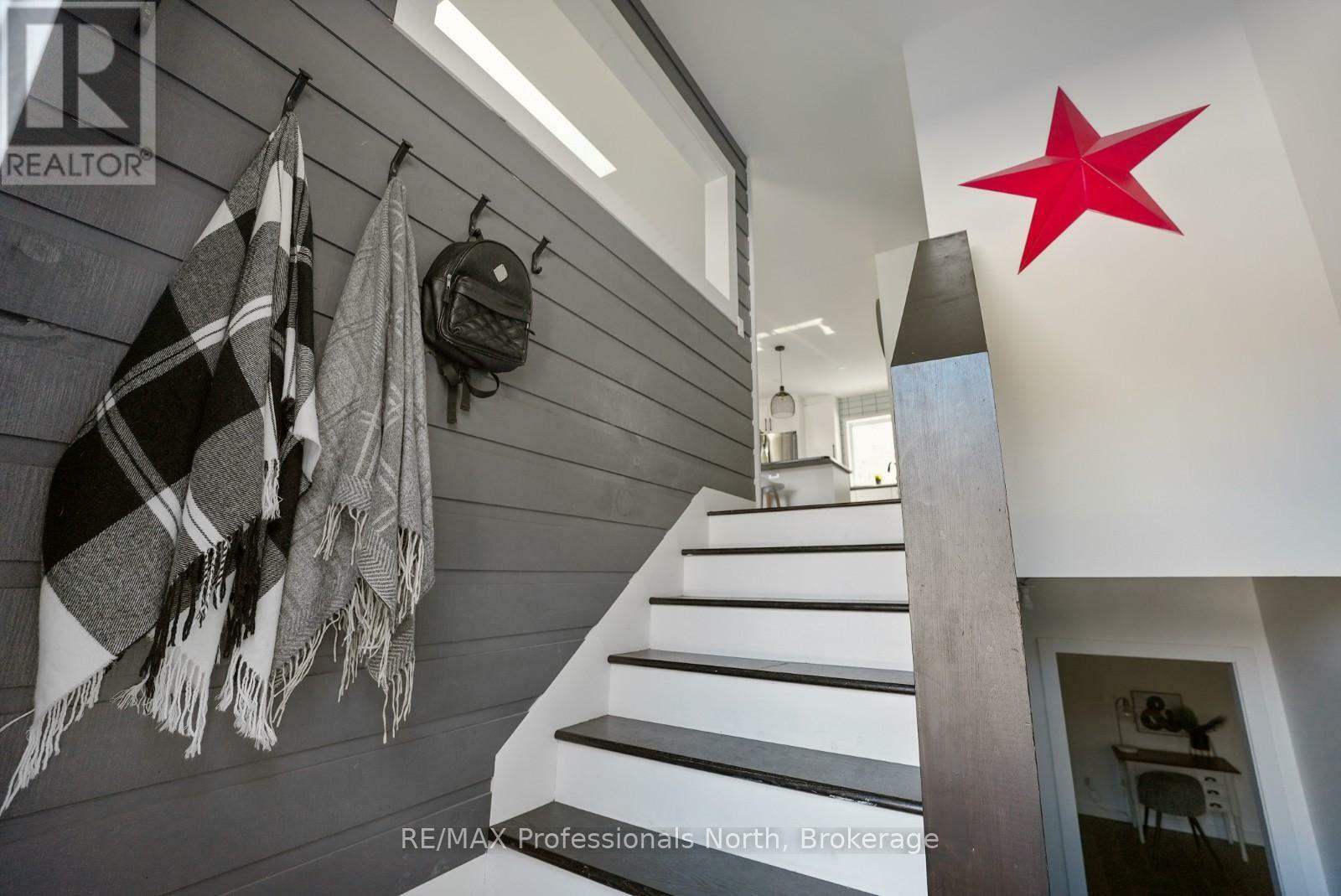 Property Photo: 1043 Broadleaf Road ON K0L 3C0