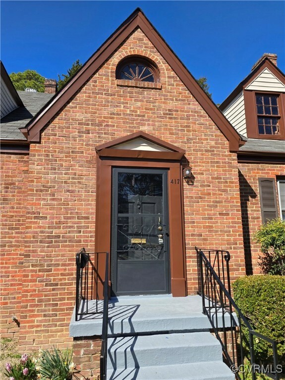 Property Photo: 417 Claremont Street VA 23805