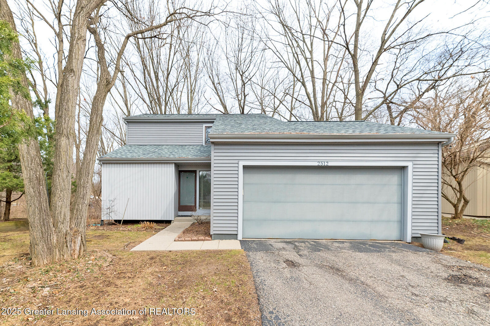 Property Photo: 2512 Royce Court MI 48823