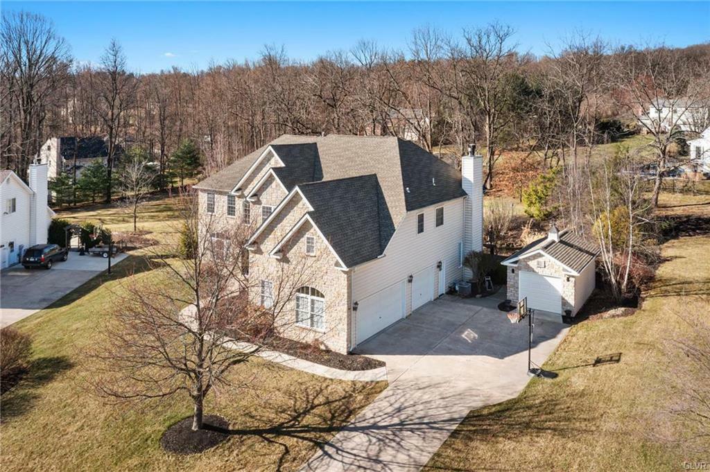 Property Photo: 6448 Mallard Lane PA 18036