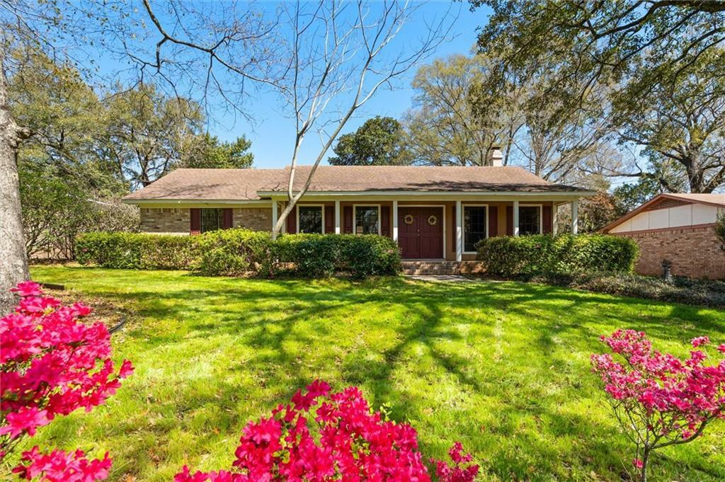Property Photo:  2409 Pavan Drive  AL 36693 