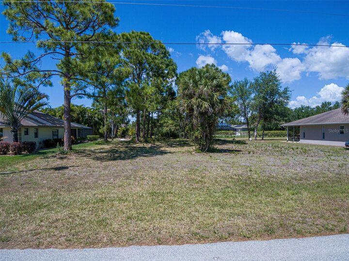 Property Photo:  69 White Marsh Lane  FL 33947 