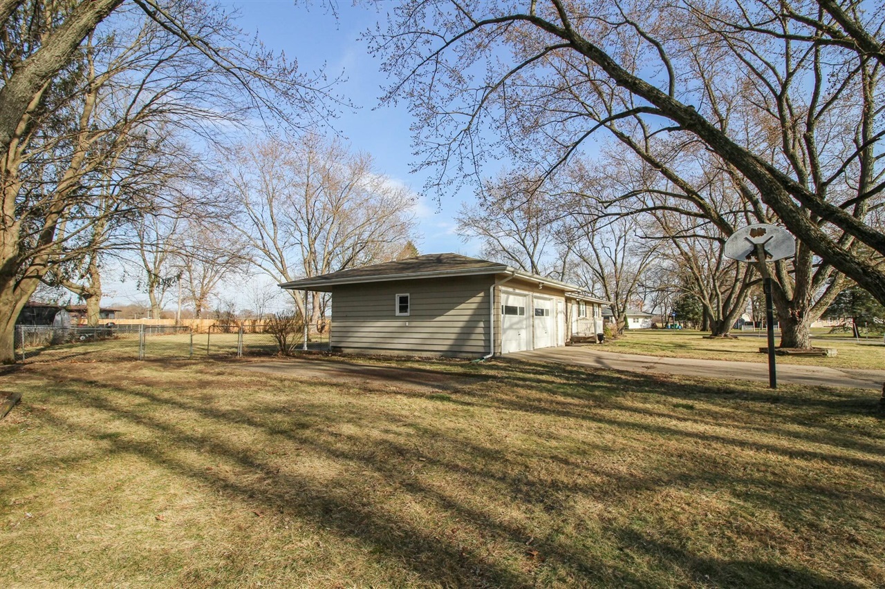 Property Photo: 1133 Blossom Drive MI 49093