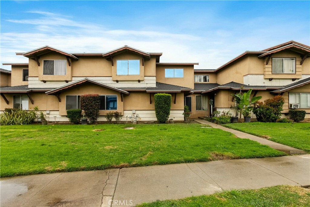 Property Photo:  12923 Indian Lane  CA 90650 