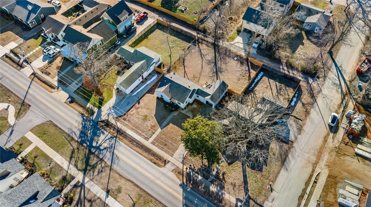 815 & 817 NW A Street  Bentonville AR 72712 photo