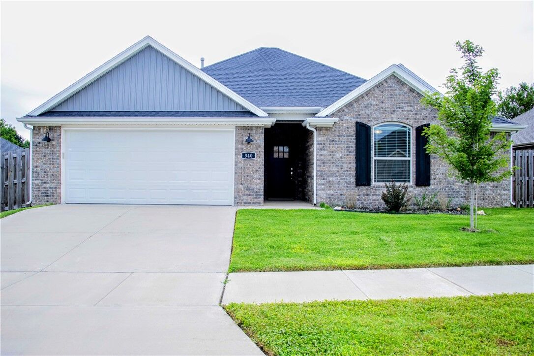 Property Photo: 340 W Tyler Road AR 72730