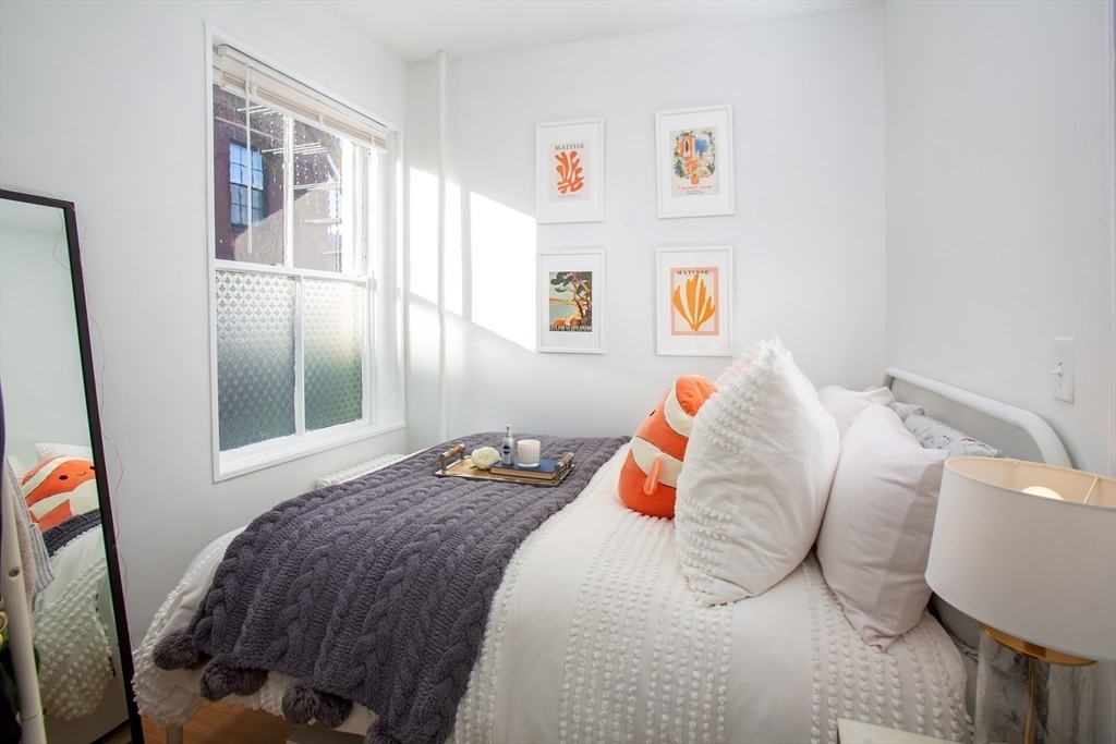 Property Photo:  24 Anderson Street 4  MA 02114 