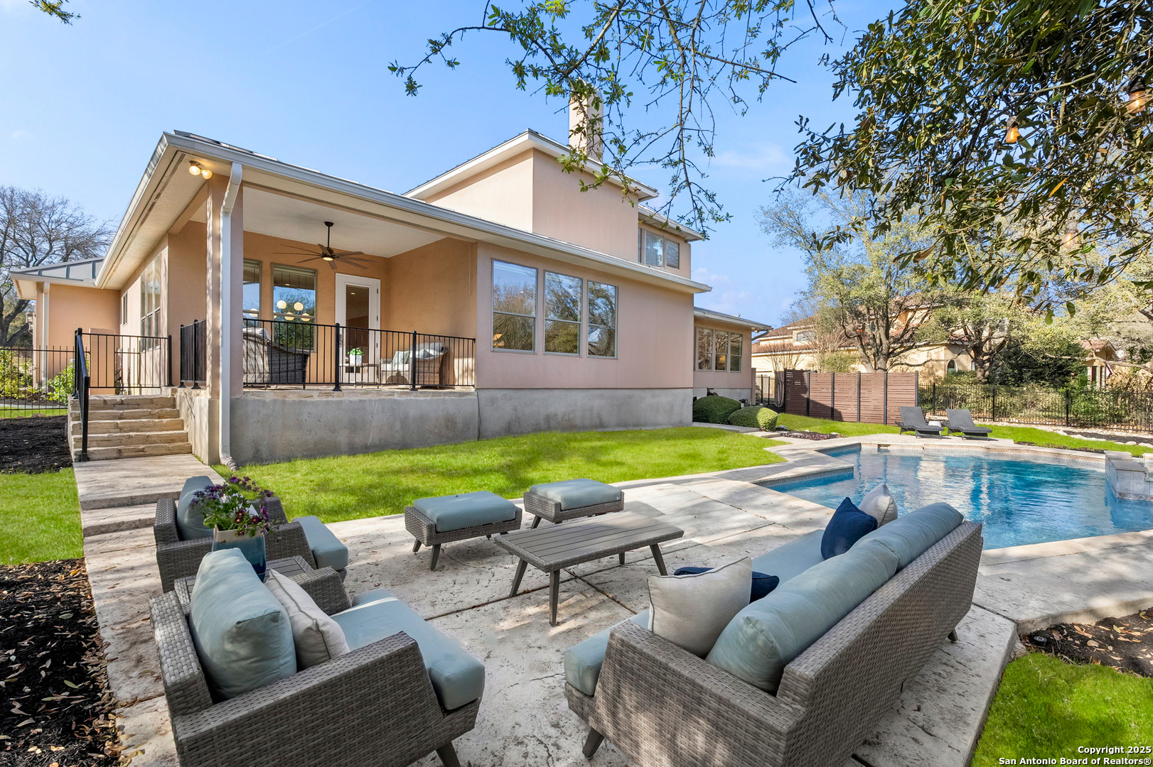 Property Photo: 6 Champions Way TX 78258