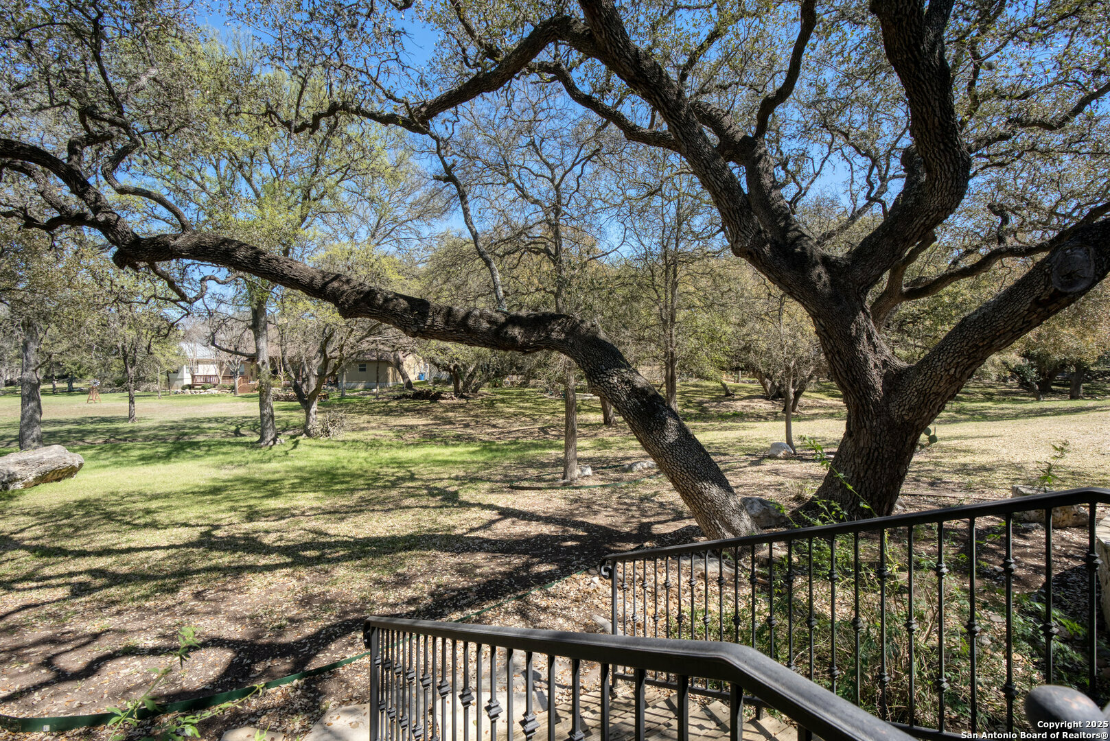 Property Photo: 521 Oak Tree TX 78130