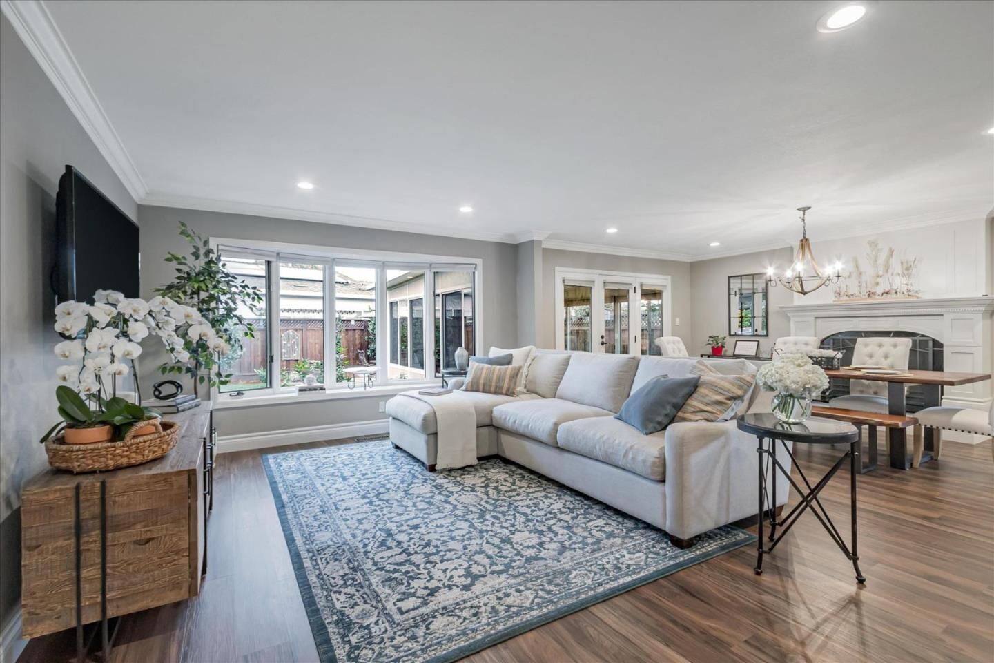 Property Photo: 2560 La Mirada Drive CA 95125