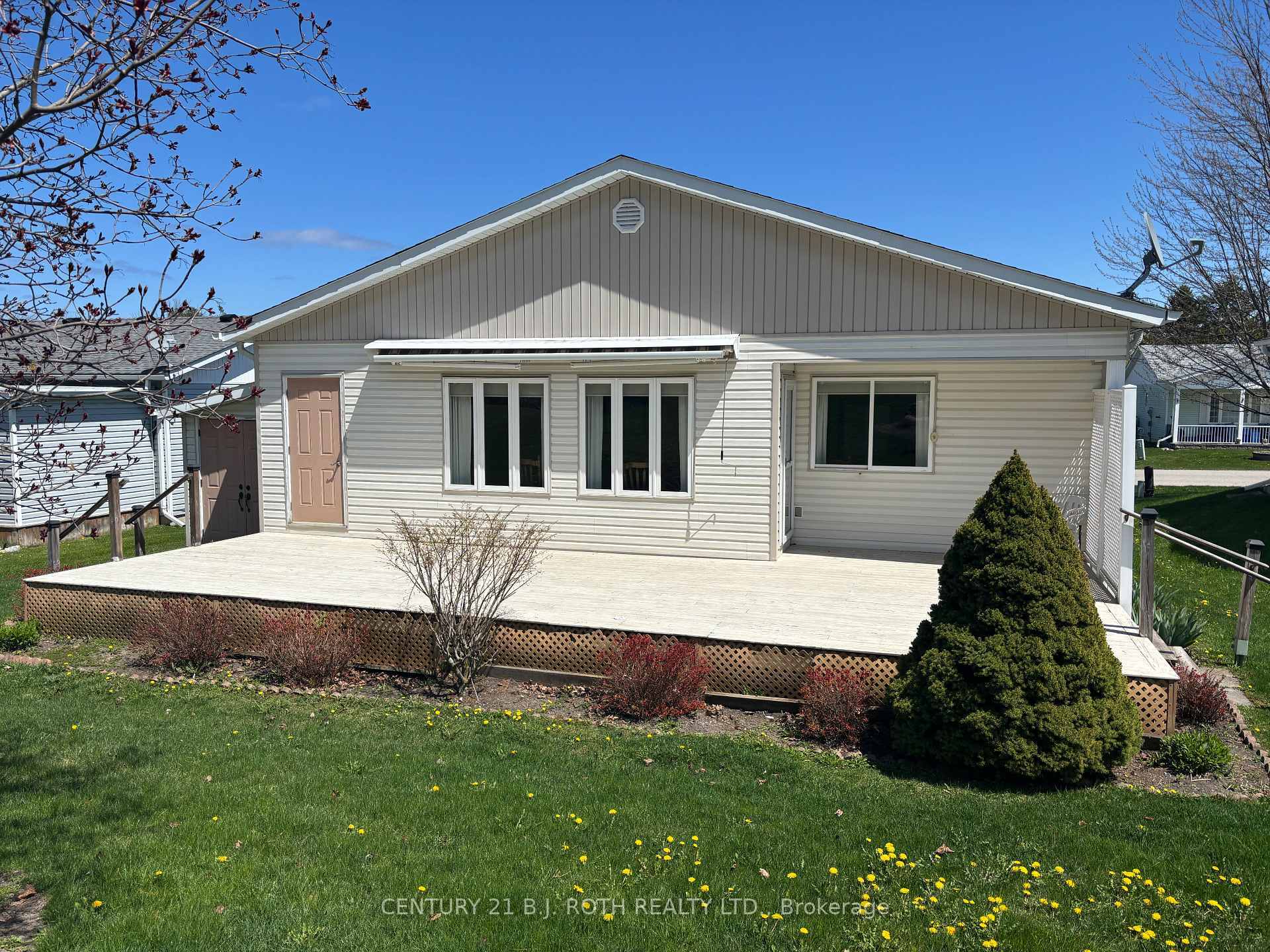 Property Photo: 22 Trellis Lane ON L9S 1N3