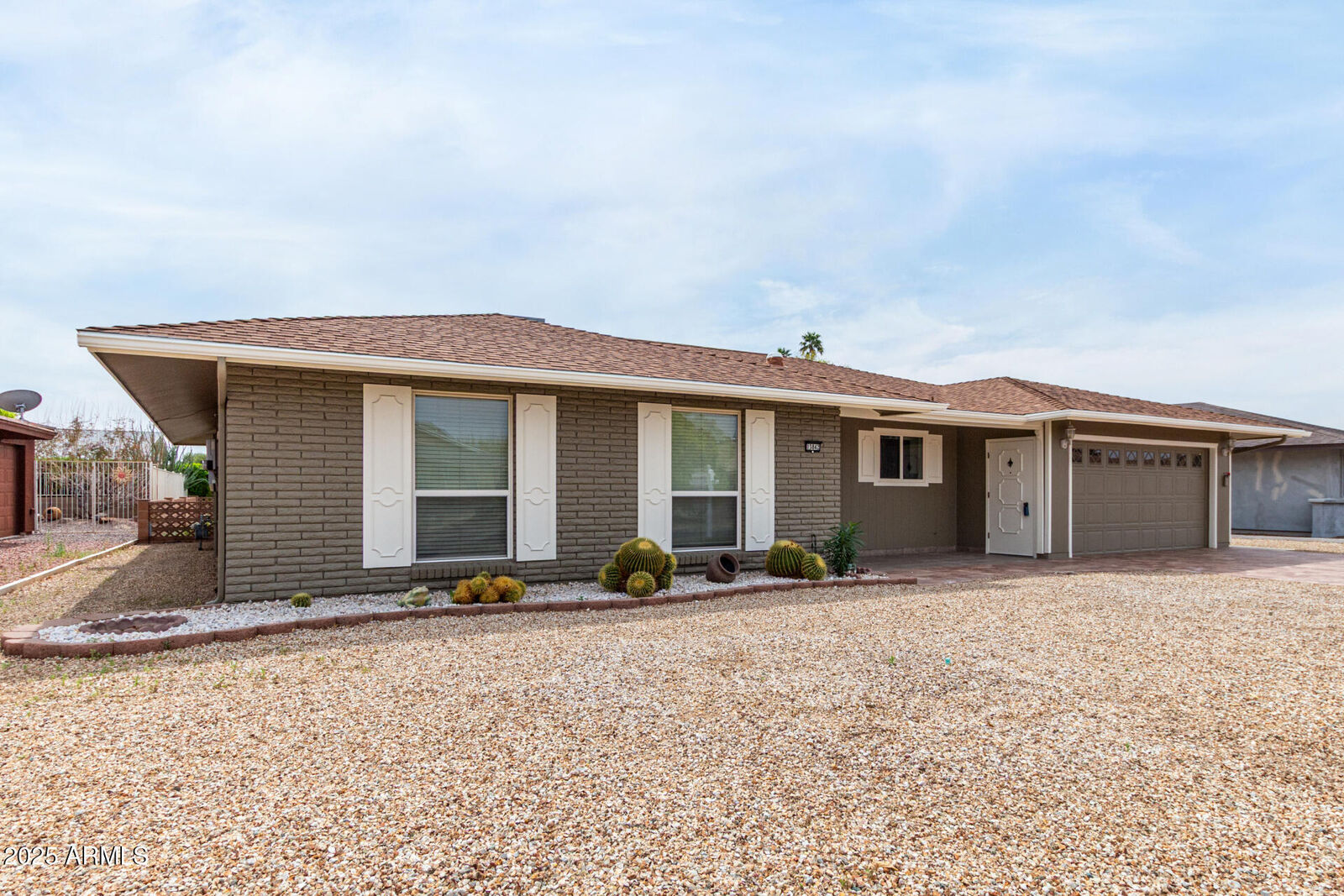 Property Photo: 13842 N Tan Tara Drive AZ 85351