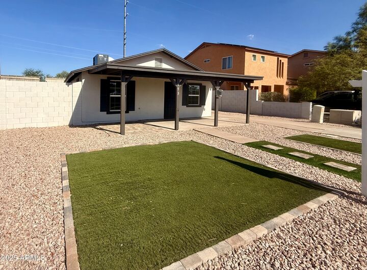 Property Photo: 473 S Delaware Street AZ 85225