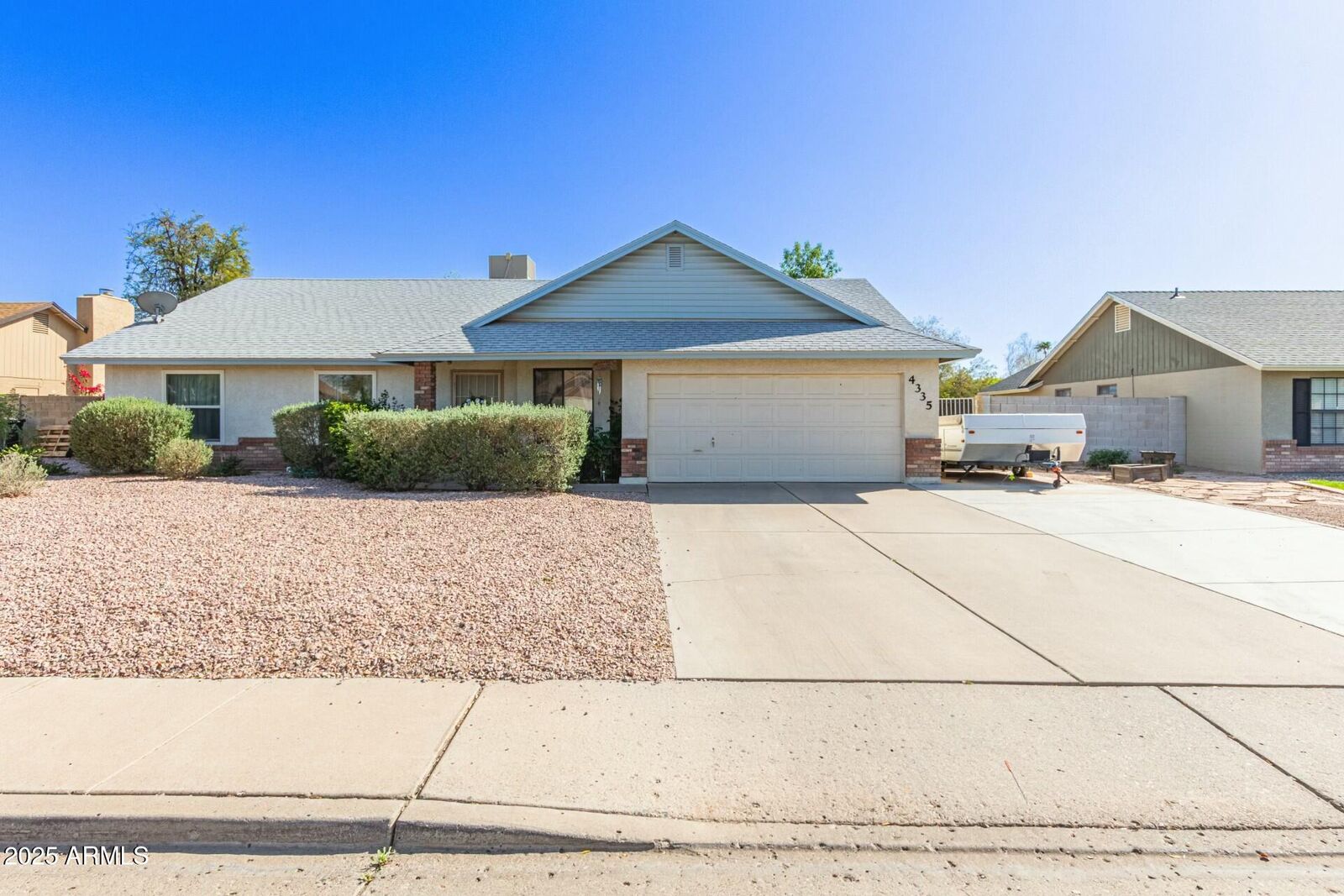 Property Photo:  4335 E Downing Street  AZ 85205