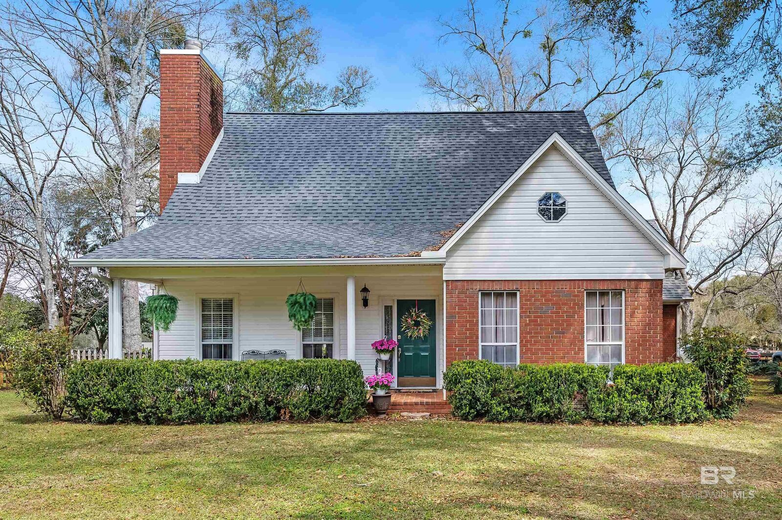 Property Photo:  15915 County Road 32  AL 36580 