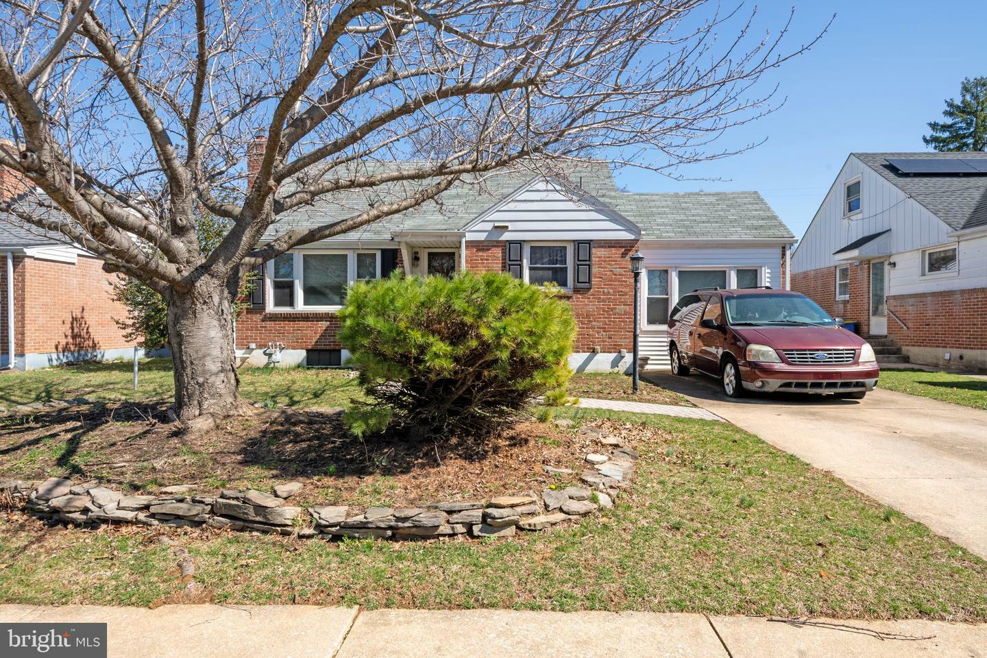 Property Photo: 137 S Vernon Street PA 17402