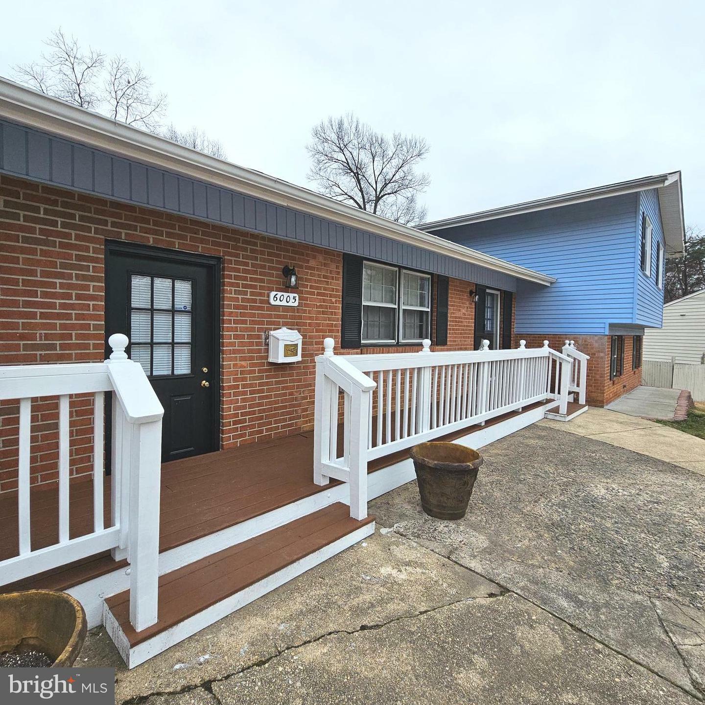 Property Photo:  6005 Waynesboro Circle  VA 22150 