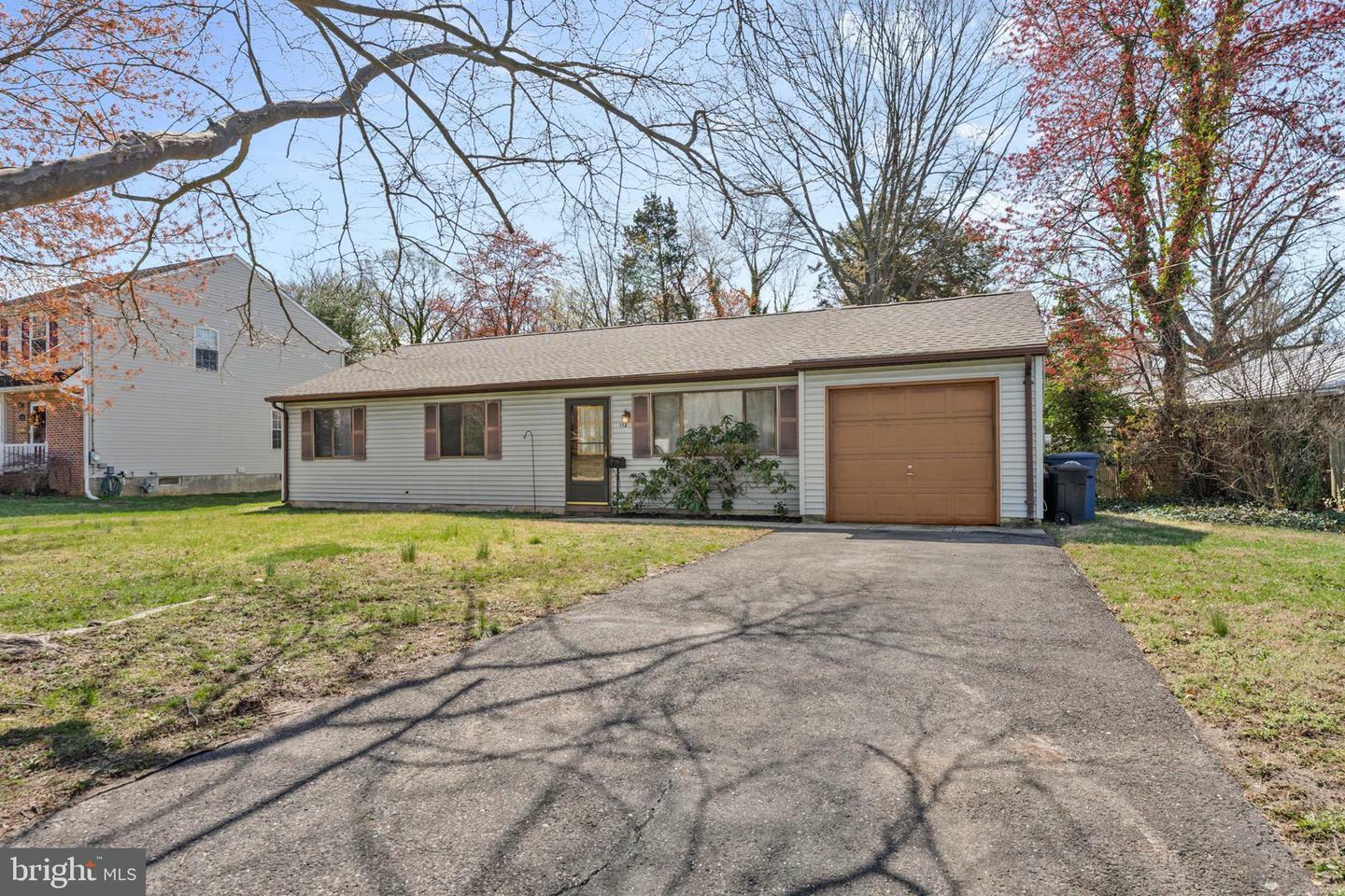 112 Beacon Street  Moorestown NJ 08057 photo