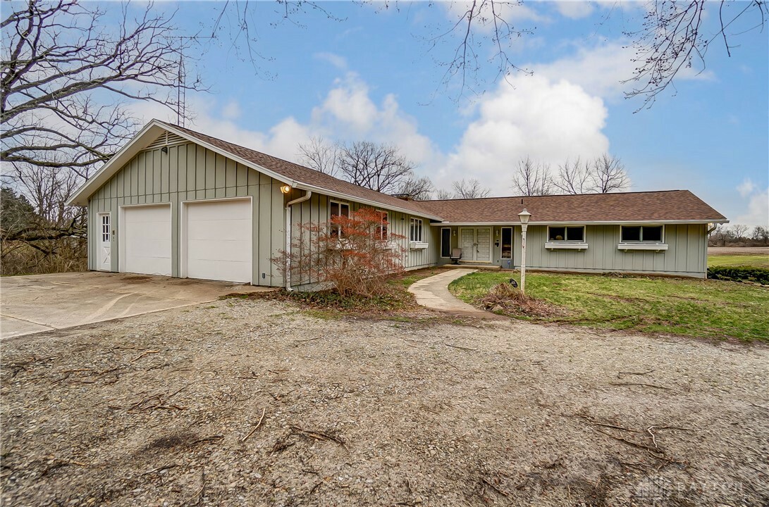 Property Photo: 1831 Fairfield Pike OH 45502