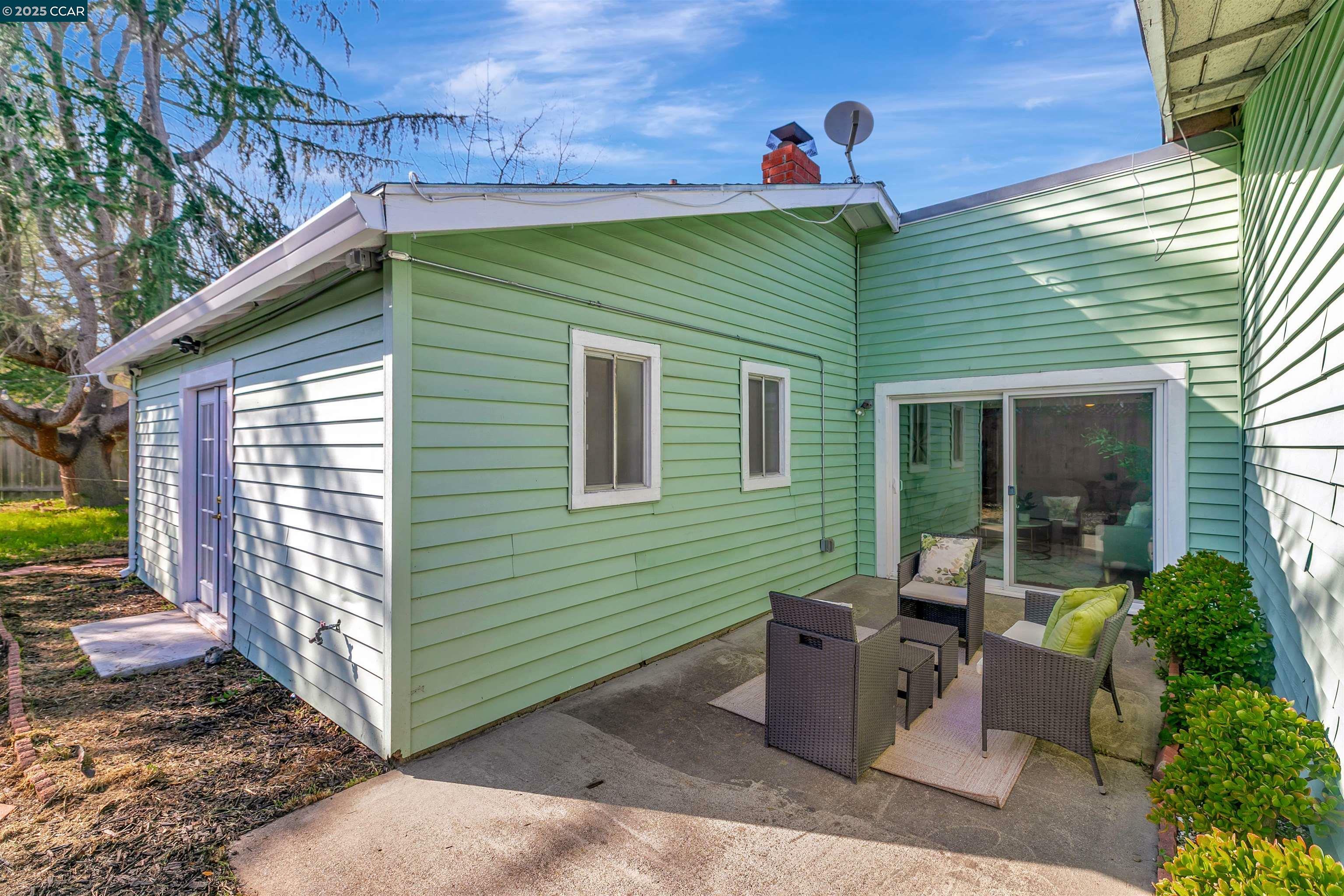 Property Photo:  19 Marques Pl  CA 94526 
