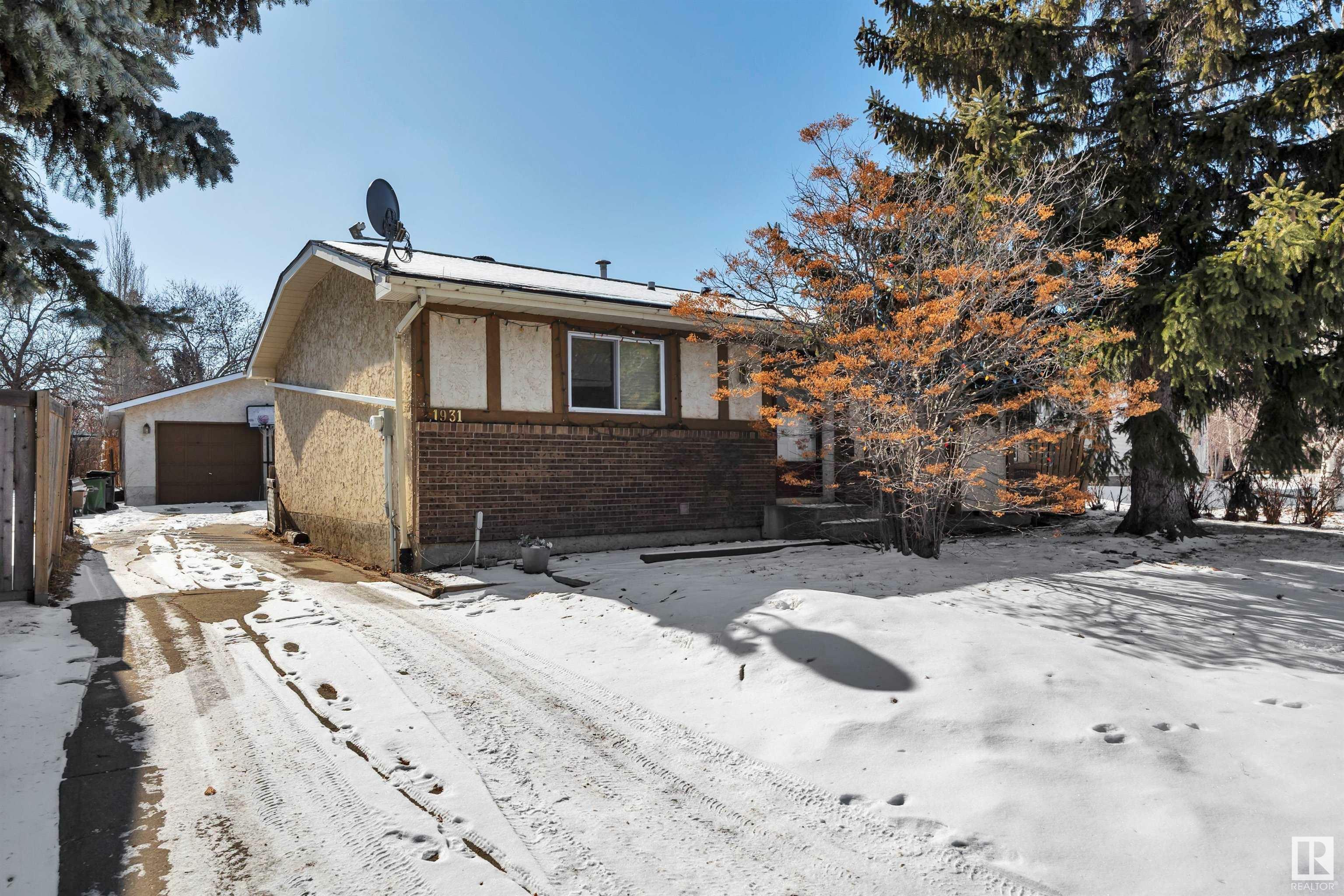 1931 145A Avenue NW  Edmonton AB T5Y 1S9 photo
