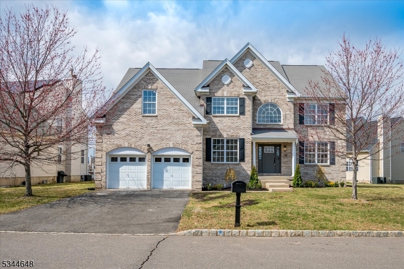 Property Photo: 86 Treetops Cir NJ 08540