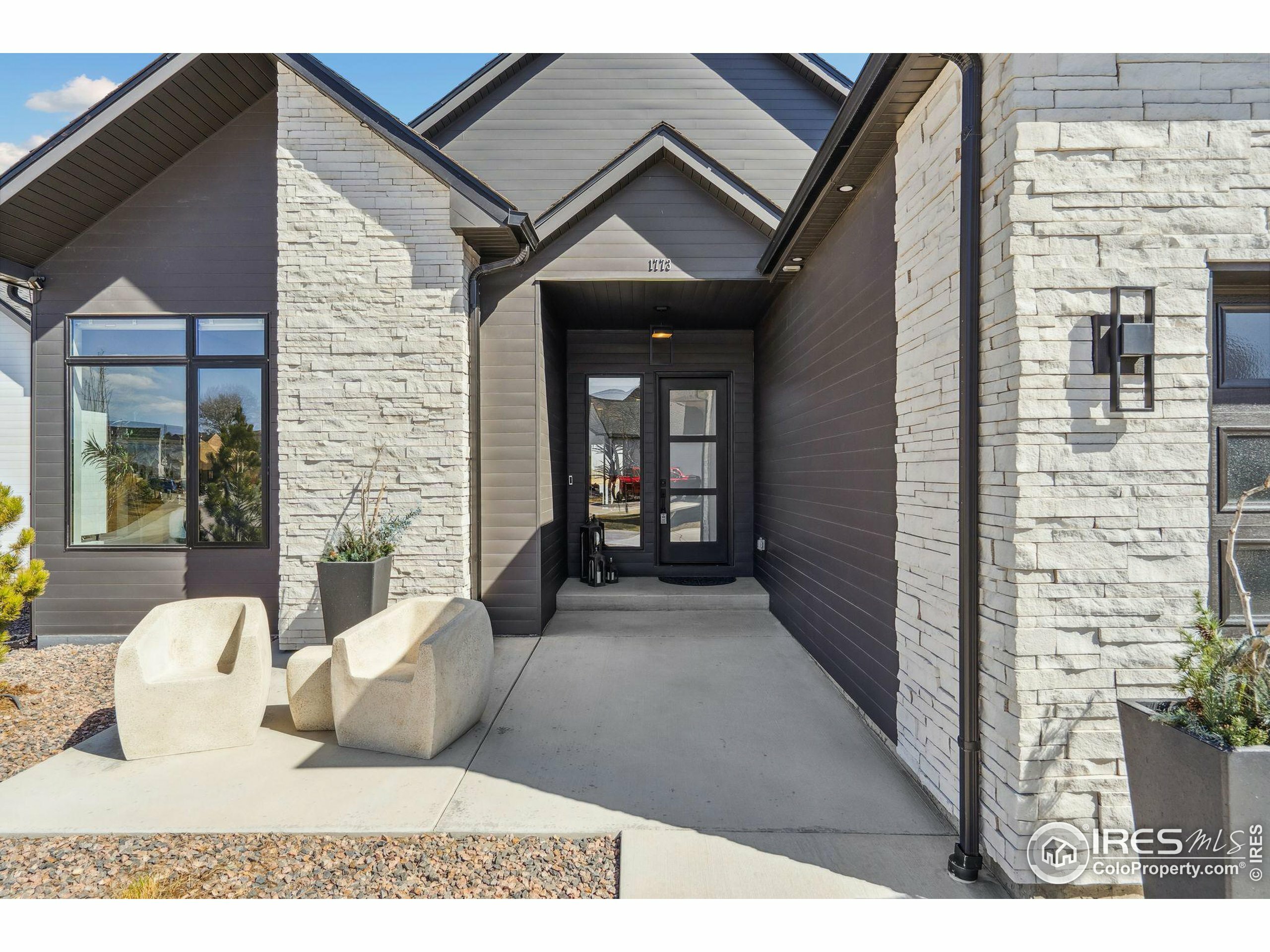 Property Photo: 1773 Beachside Dr CO 80550