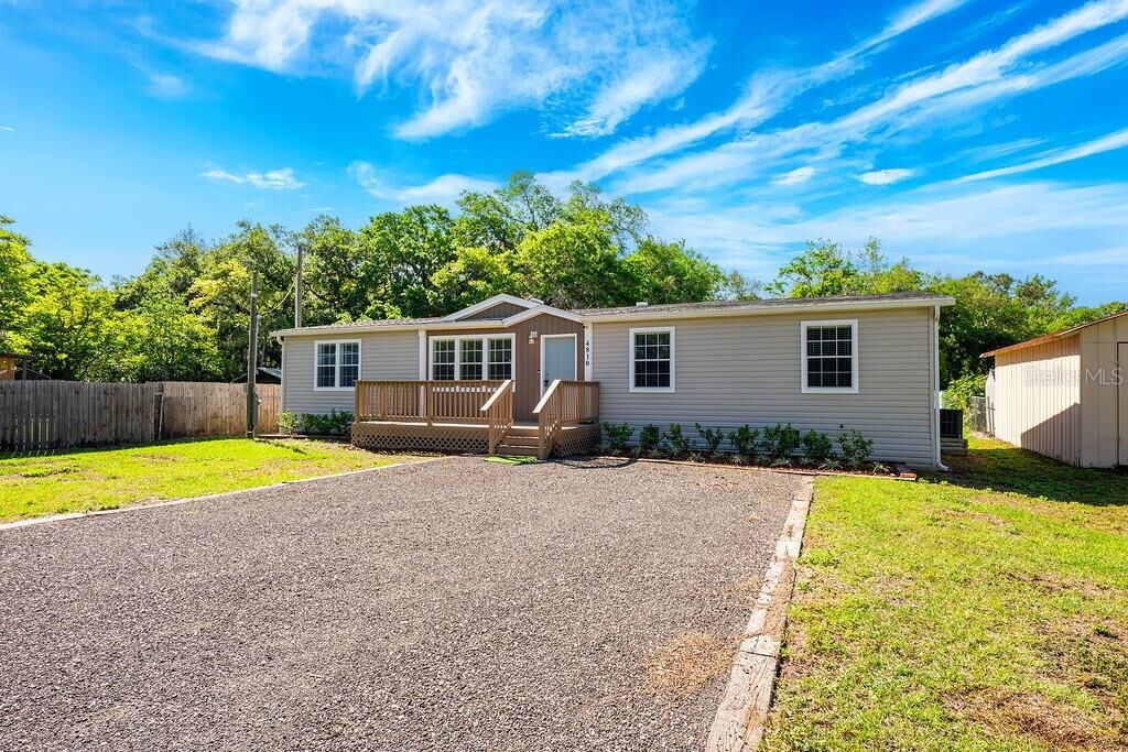 Property Photo: 4810 Sunset Road FL 34771