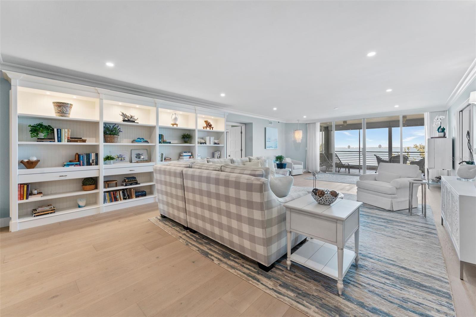 Property Photo: 2410 Harbourside Drive 142 FL 34228