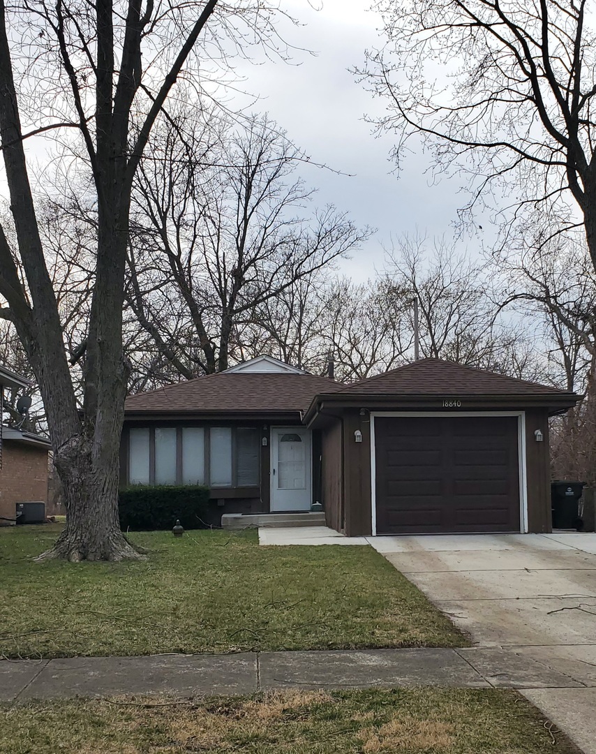 18840 Harding Avenue  Flossmoor IL 60422 photo