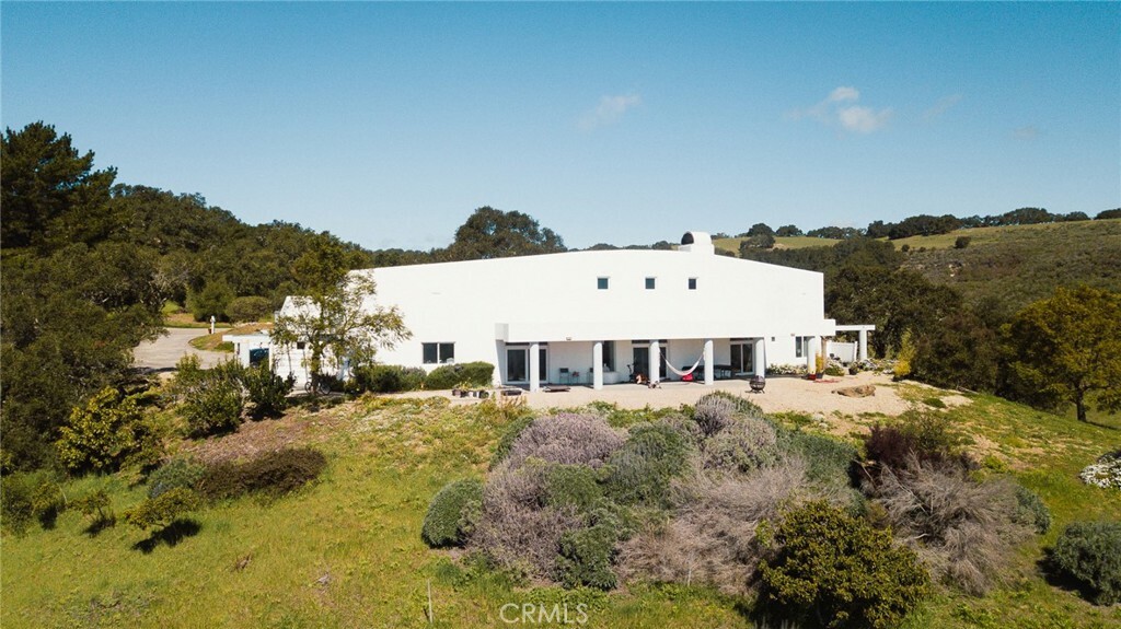 Property Photo: 1800 Atascadero Road CA 93442