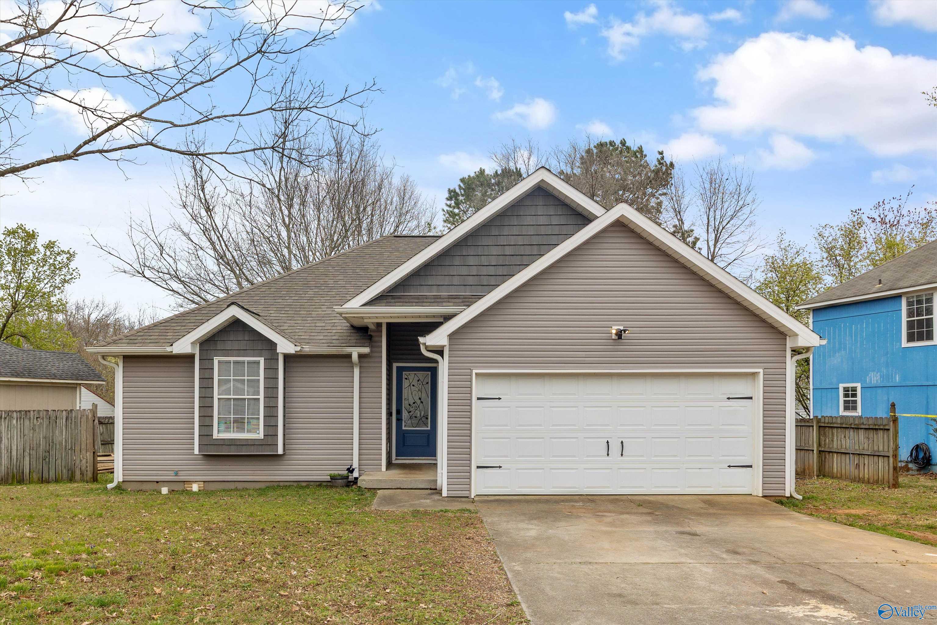 Property Photo: 108 Rebecca Pines Drive AL 35756