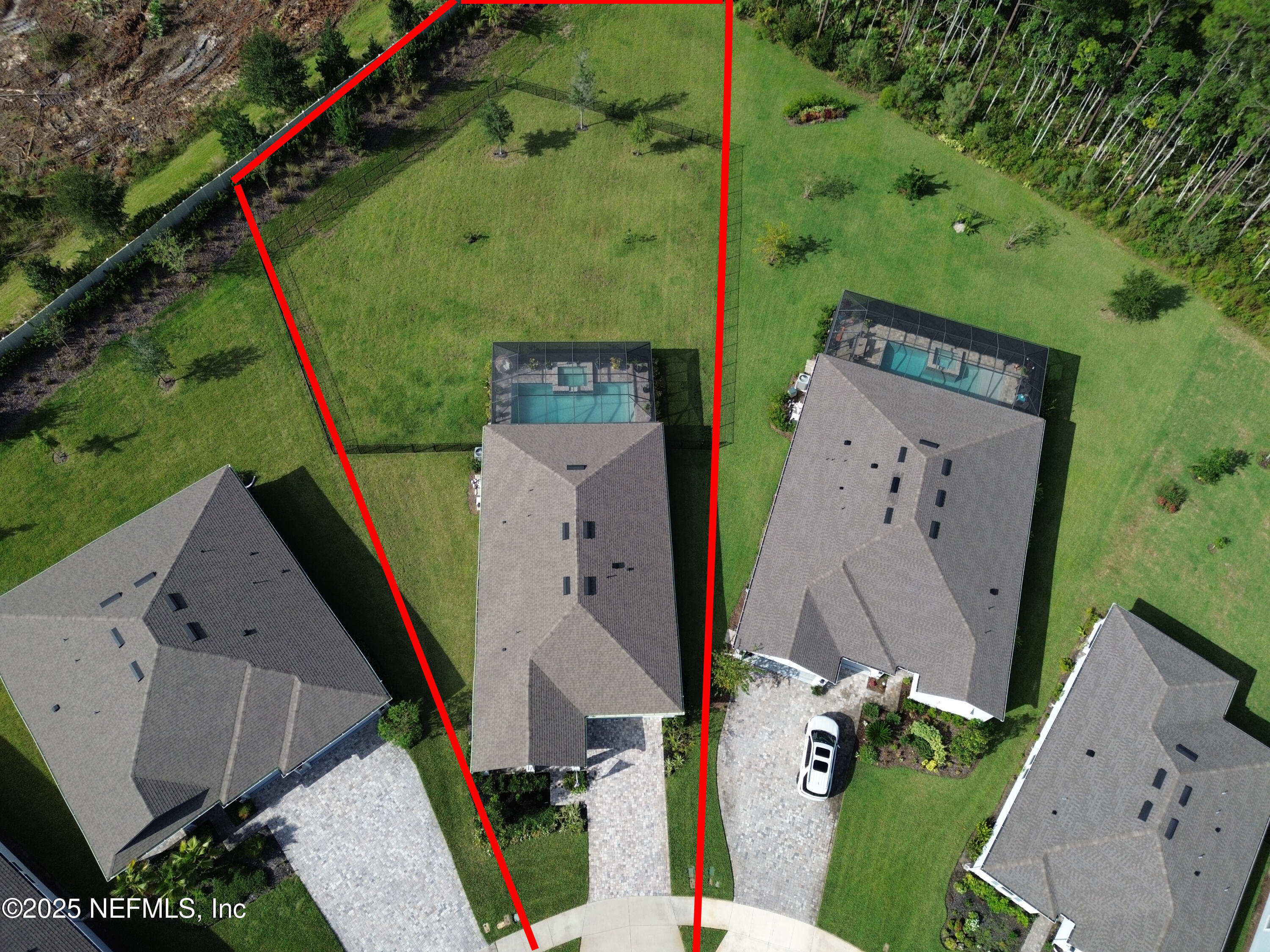 Property Photo: 11036 Kentworth Way FL 32256